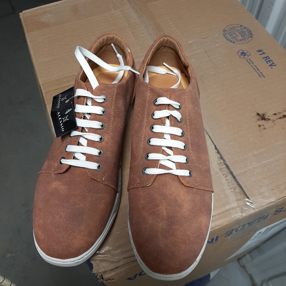 Mens shoes